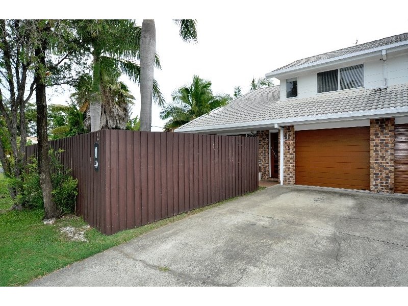 1/14 Kenny Drive, Labrador QLD 4215