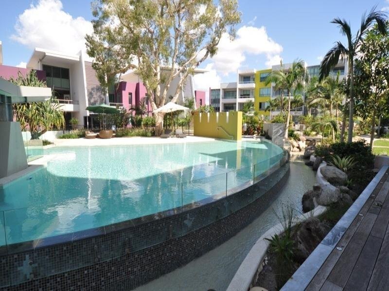 58/28 Bayview Street, Runaway Bay QLD 4216