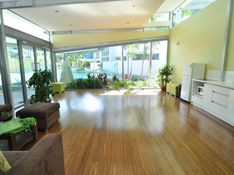 58/28 Bayview Street, Runaway Bay QLD 4216