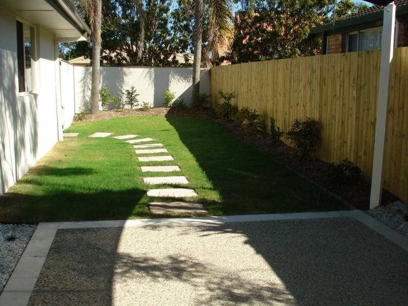 1/27 Drake Avenue, Paradise Point QLD 4216