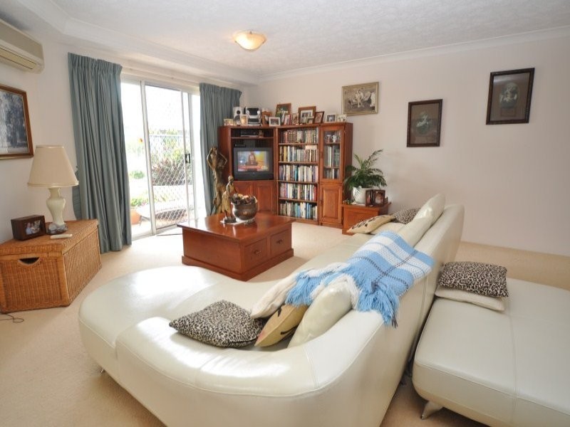 5/9 Madang Crescent, Runaway Bay QLD 4216