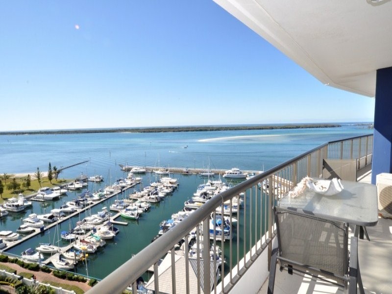 49/17 Bayview Street, Runaway Bay QLD 4216