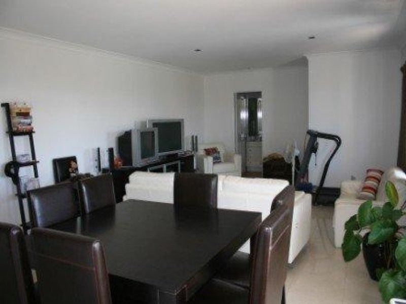 8/26 Bath Street, Labrador QLD 4215