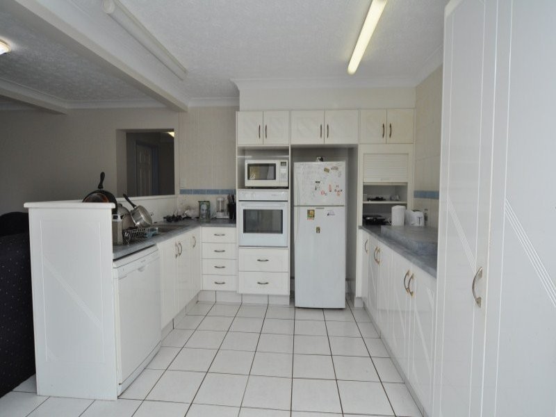 1/5 Perry Place, Biggera Waters QLD 4216