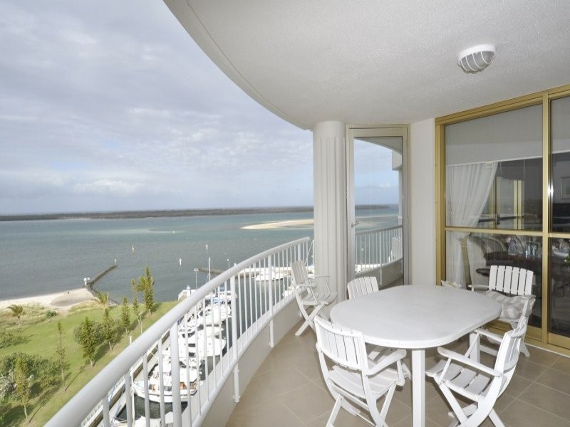 21/19 Oatland Esplanade, Runaway Bay QLD 4216