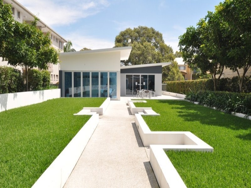 112/430 Marine Parade, Biggera Waters QLD 4216