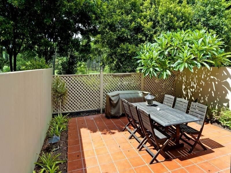 3/60 Caseys Road, Hope Island QLD 4212