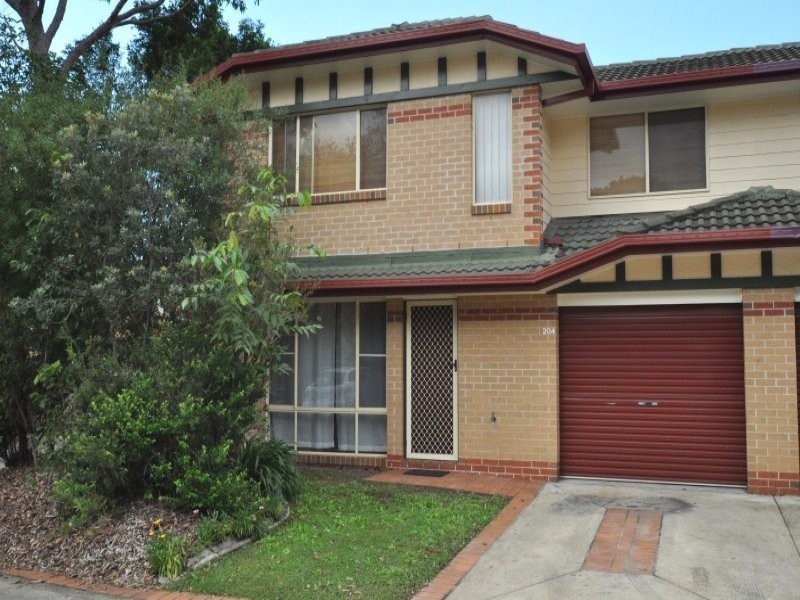 204/125 Hansford Road, Coombabah QLD 4216