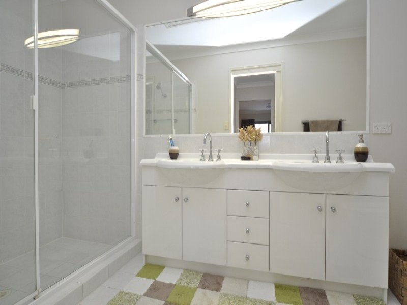 15/3 Lee Road, Runaway Bay QLD 4216