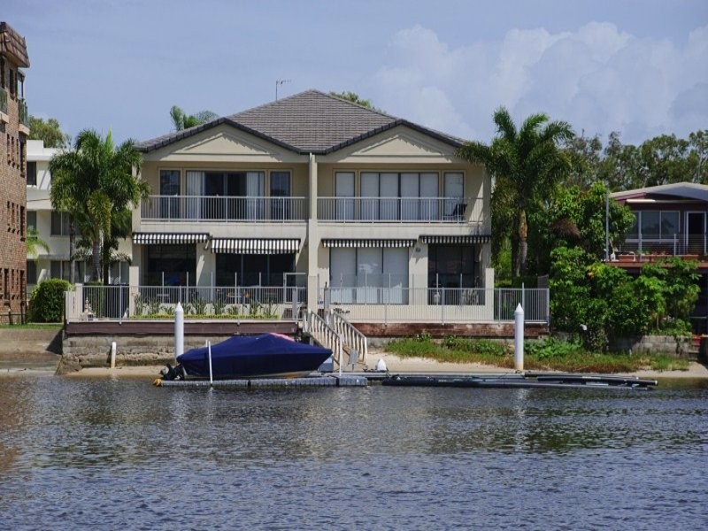 56A Back Street, Biggera Waters QLD 4216