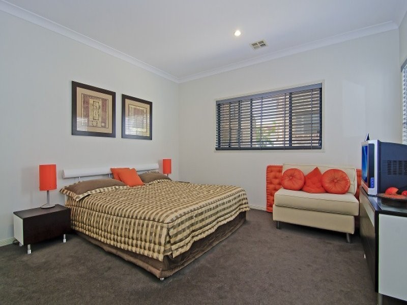 56A Back Street, Biggera Waters QLD 4216