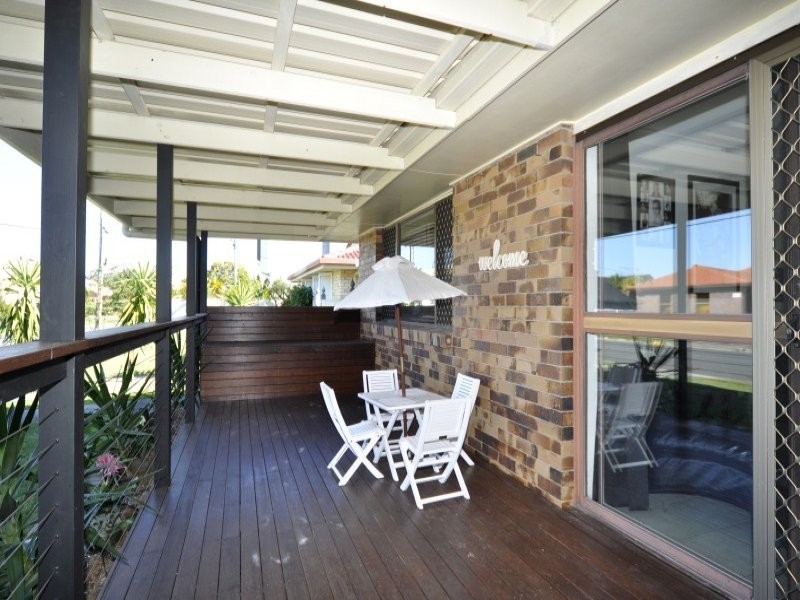 2/23 Margaroola Avenue, Biggera Waters QLD 4216