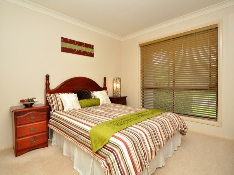 19 Dunnes Avenue, Hope Island QLD 4212