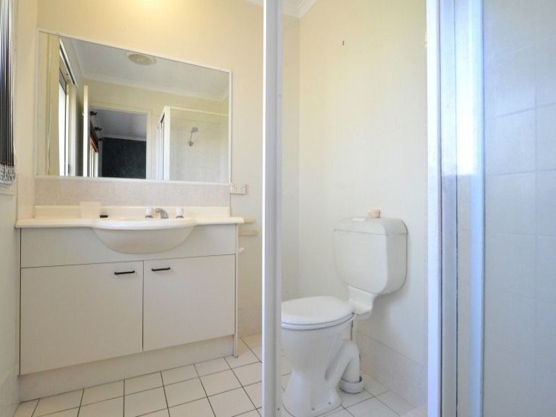 4/643 Pine Ridge Road, Biggera Waters QLD 4216