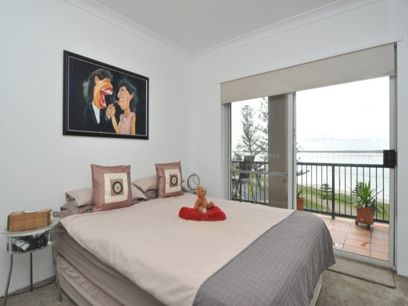 1C/522 Marine Parade, Biggera Waters QLD 4216