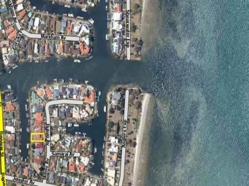 10 Bulolo Avenue, Runaway Bay QLD 4216