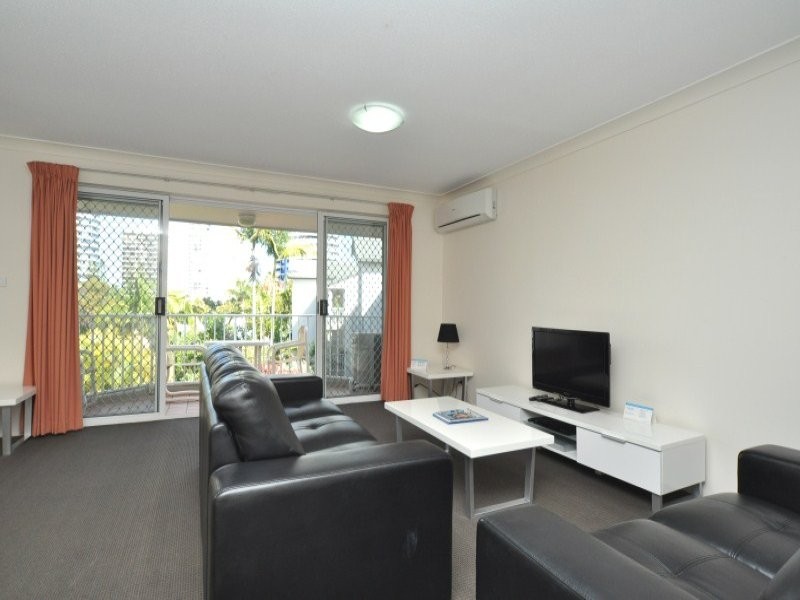 42/37 Bayview Street, Runaway Bay QLD 4216