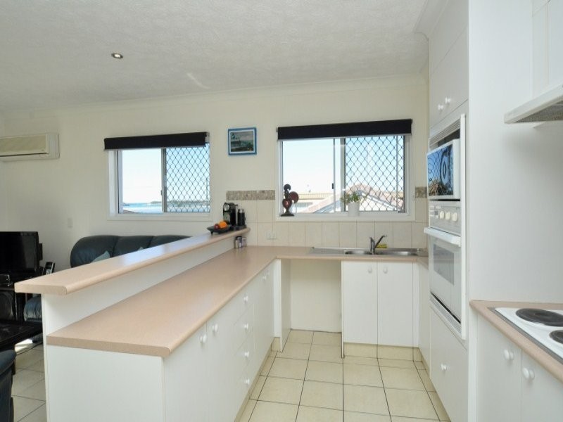 42/12 Whiting Street, Labrador QLD 4215