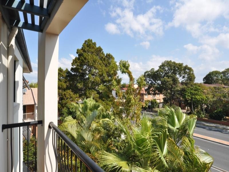 66/38 Labrador Street, Labrador QLD 4215