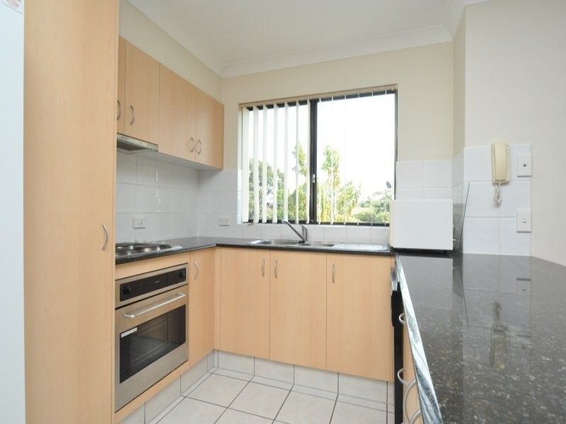 66/38 Labrador Street, Labrador QLD 4215