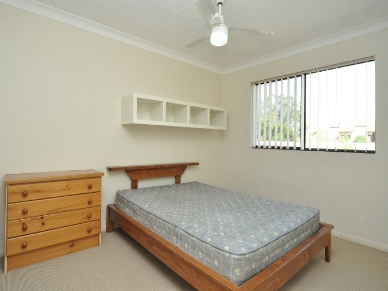 66/38 Labrador Street, Labrador QLD 4215