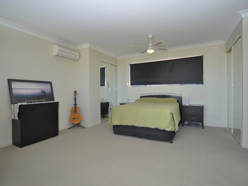 330/392 Marine Parade, Labrador QLD 4215