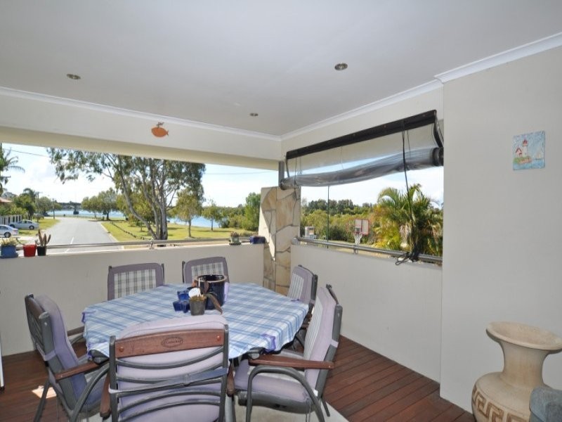 13 Shoe Street, Hope Island QLD 4212