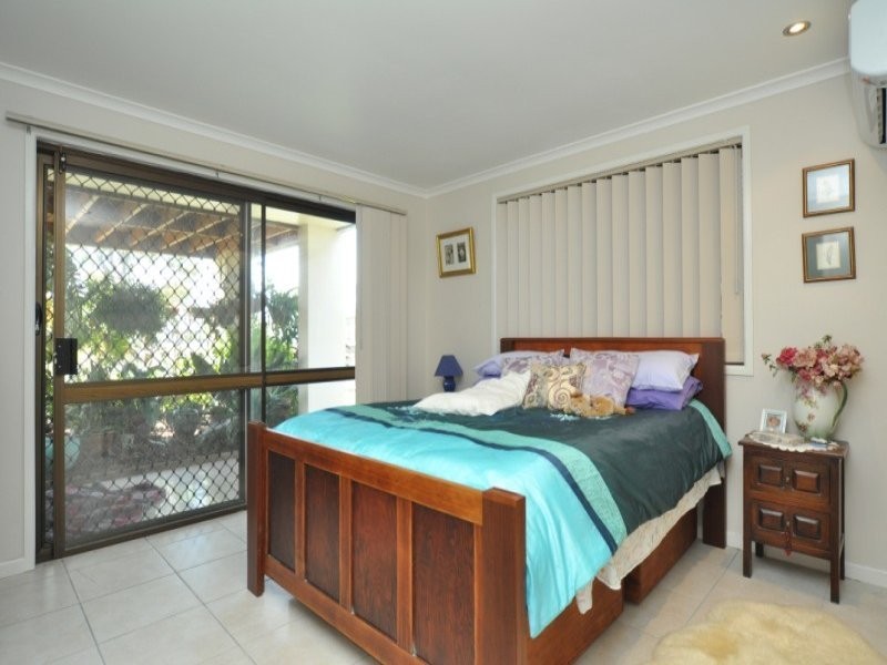 13 Shoe Street, Hope Island QLD 4212