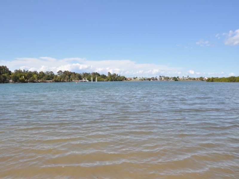 13 Shoe Street, Hope Island QLD 4212