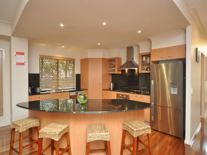 7 Clam Street, Runaway Bay QLD 4216