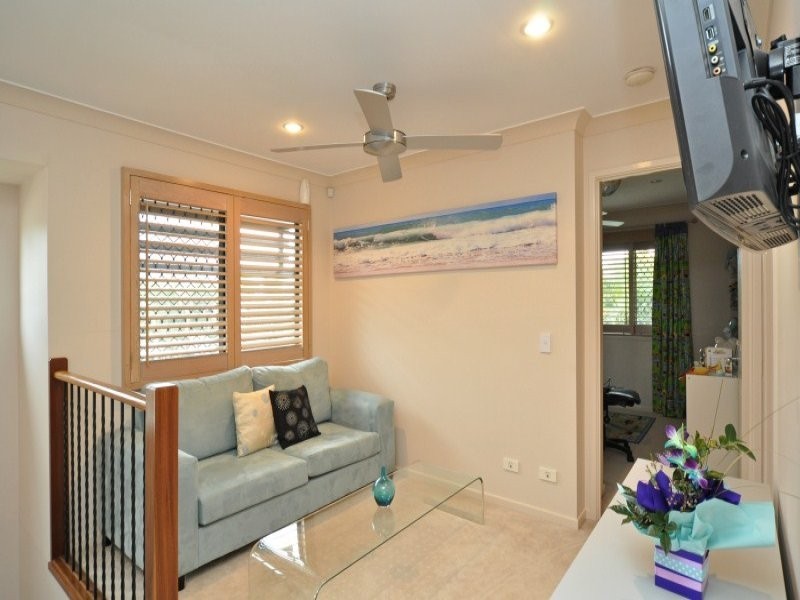 7 Clam Street, Runaway Bay QLD 4216