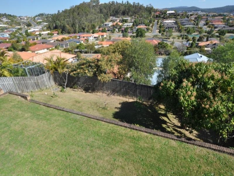 23 Manra Way, Pacific Pines QLD 4211