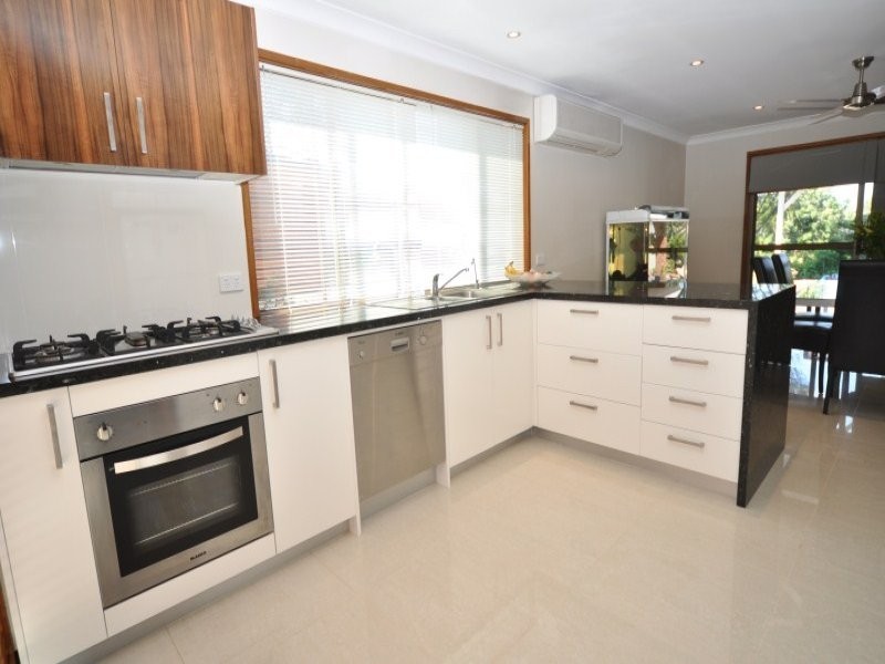 46 Camelot Crescent, Hollywell QLD 4216