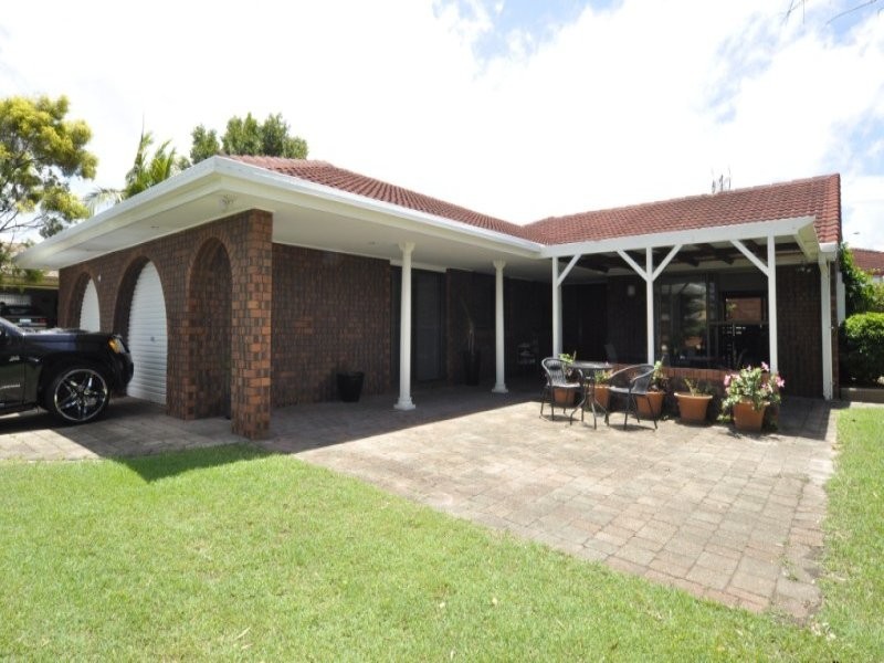 46 Camelot Crescent, Hollywell QLD 4216