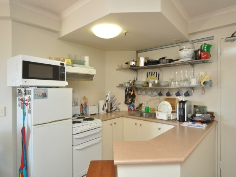 37/542 Marine Parade, Biggera Waters QLD 4216