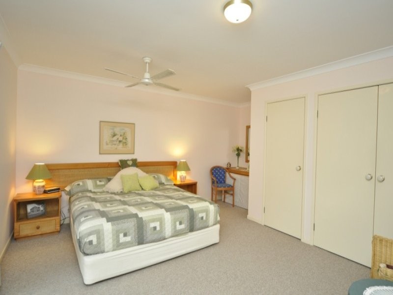 19 Erave Avenue, Runaway Bay QLD 4216