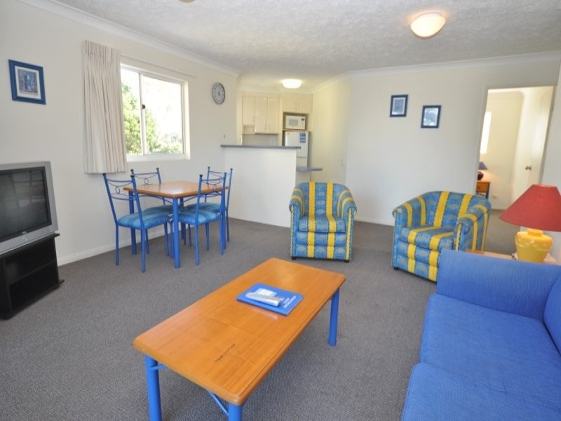 32/484 Marine Parade, Biggera Waters QLD 4216