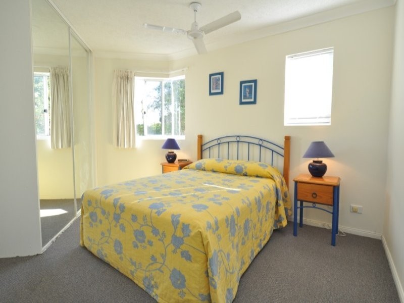 32/484 Marine Parade, Biggera Waters QLD 4216