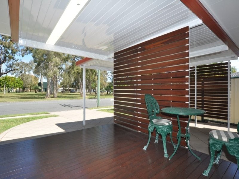 61 Ocean Street, Runaway Bay QLD 4216