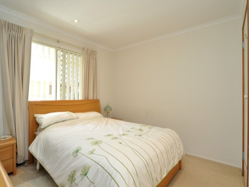 61 Ocean Street, Runaway Bay QLD 4216