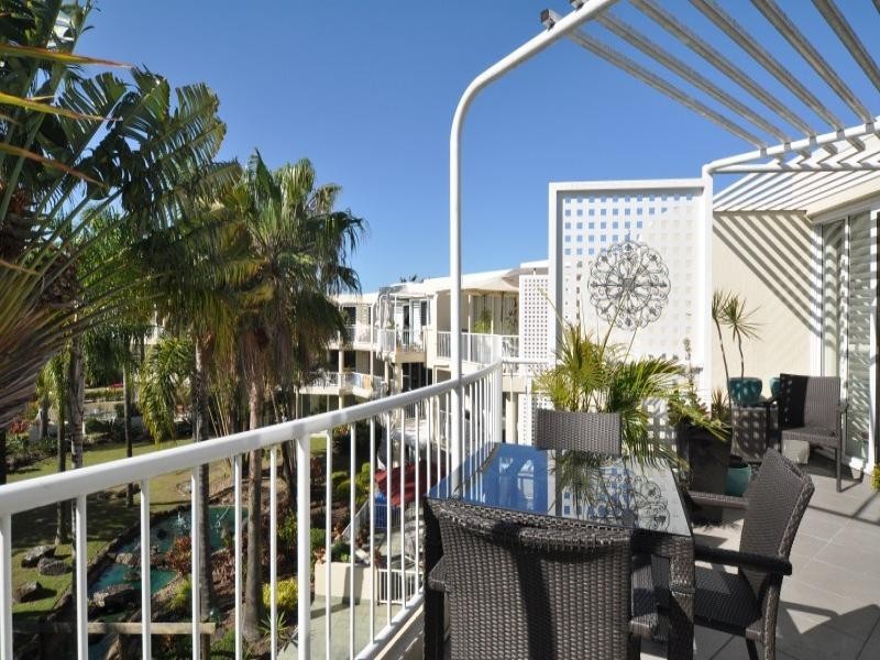 97/1 Lee Road, Runaway Bay QLD 4216