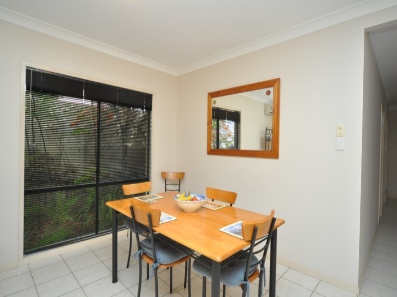 95 Arun Drive, Arundel QLD 4214