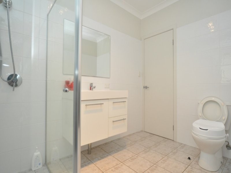 1/40 Bayview Street, Runaway Bay QLD 4216