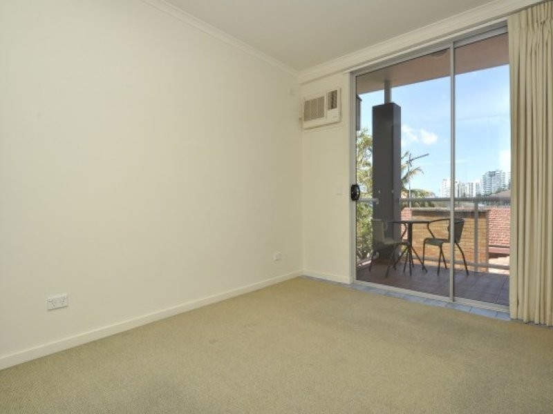 17/414 Marine Parade, Biggera Waters QLD 4216