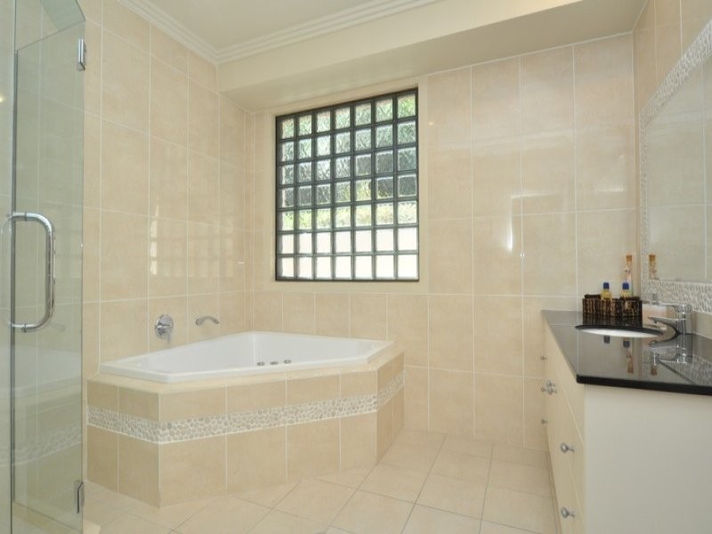 2101 Carlton Close, Hope Island QLD 4212