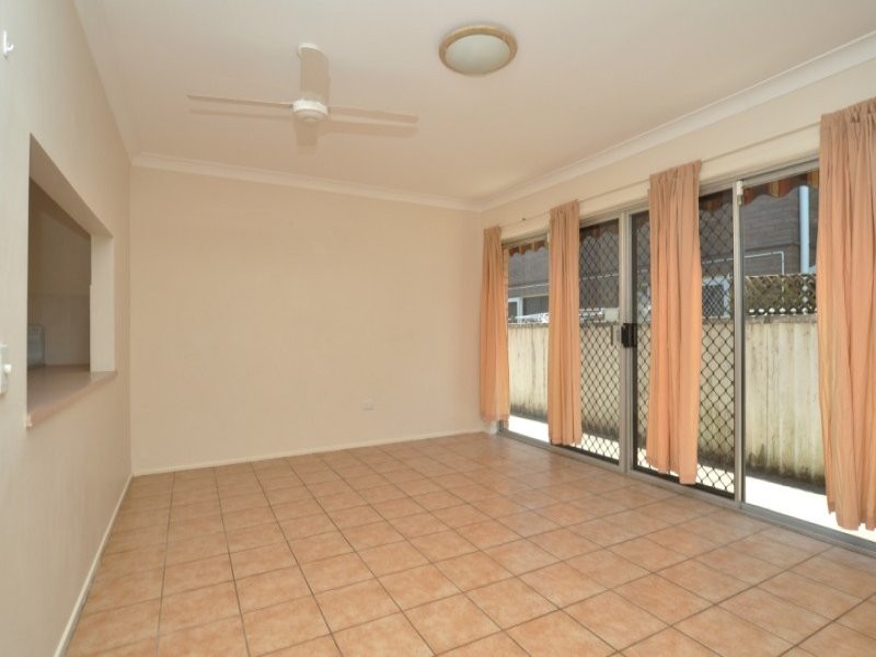 3/18 Central Street, Labrador QLD 4215