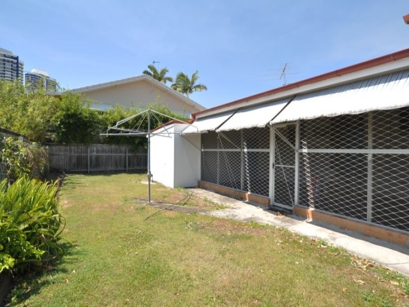 101 Stradbroke Street, Runaway Bay QLD 4216