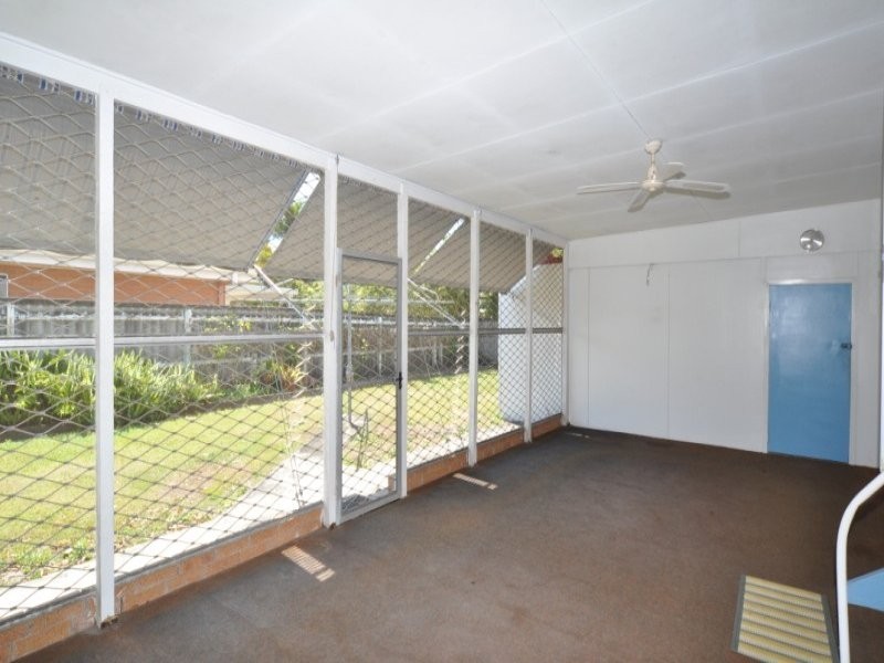 101 Stradbroke Street, Runaway Bay QLD 4216