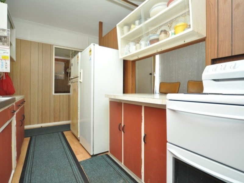 101 Stradbroke Street, Runaway Bay QLD 4216