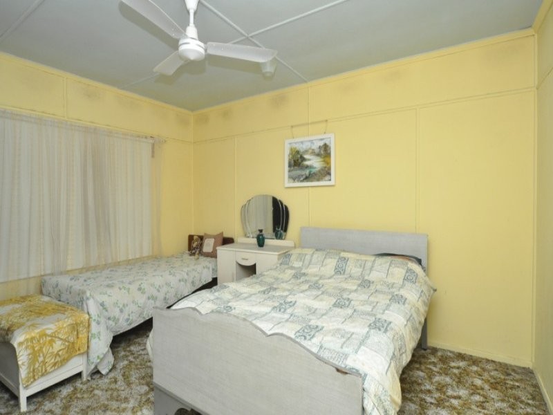 101 Stradbroke Street, Runaway Bay QLD 4216